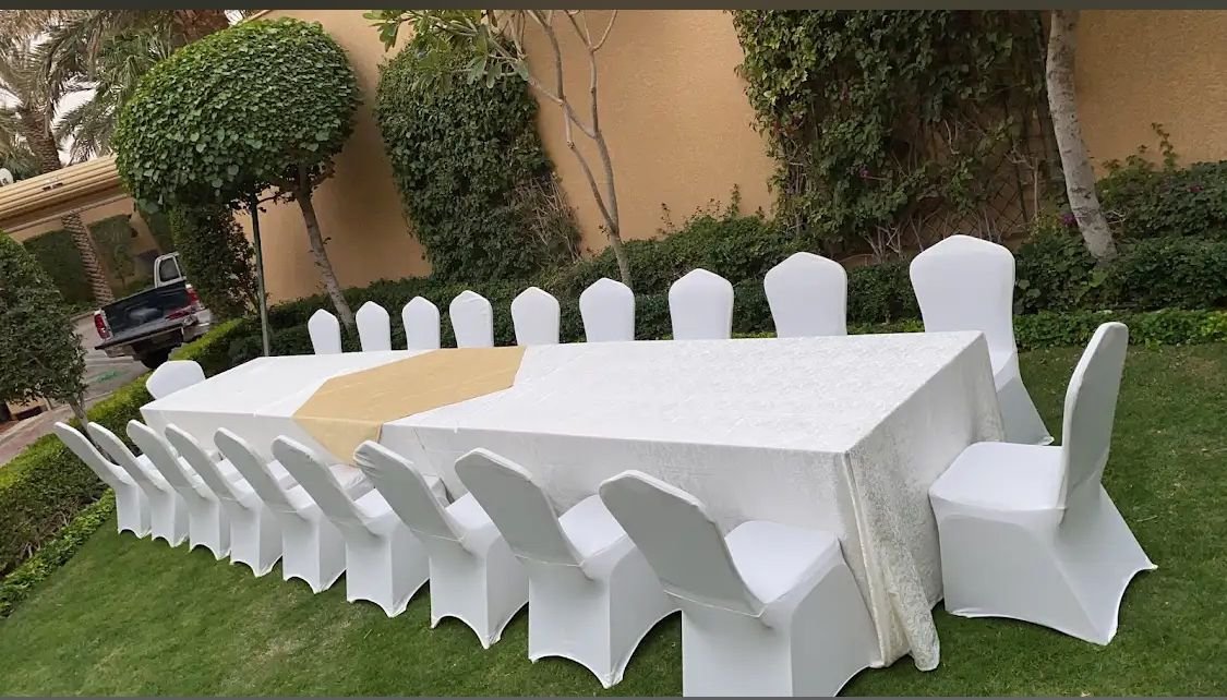 طاولات بوفيه