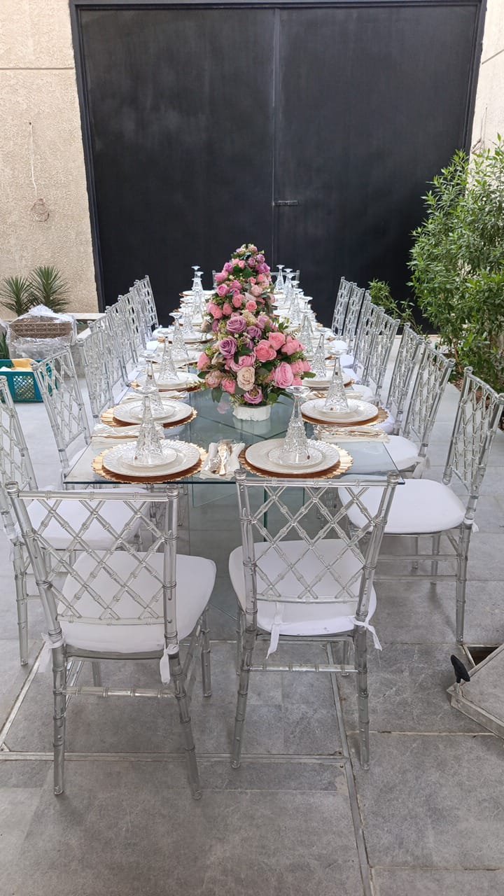 جلسة تراثية داخلية بمكتب أو قاعة